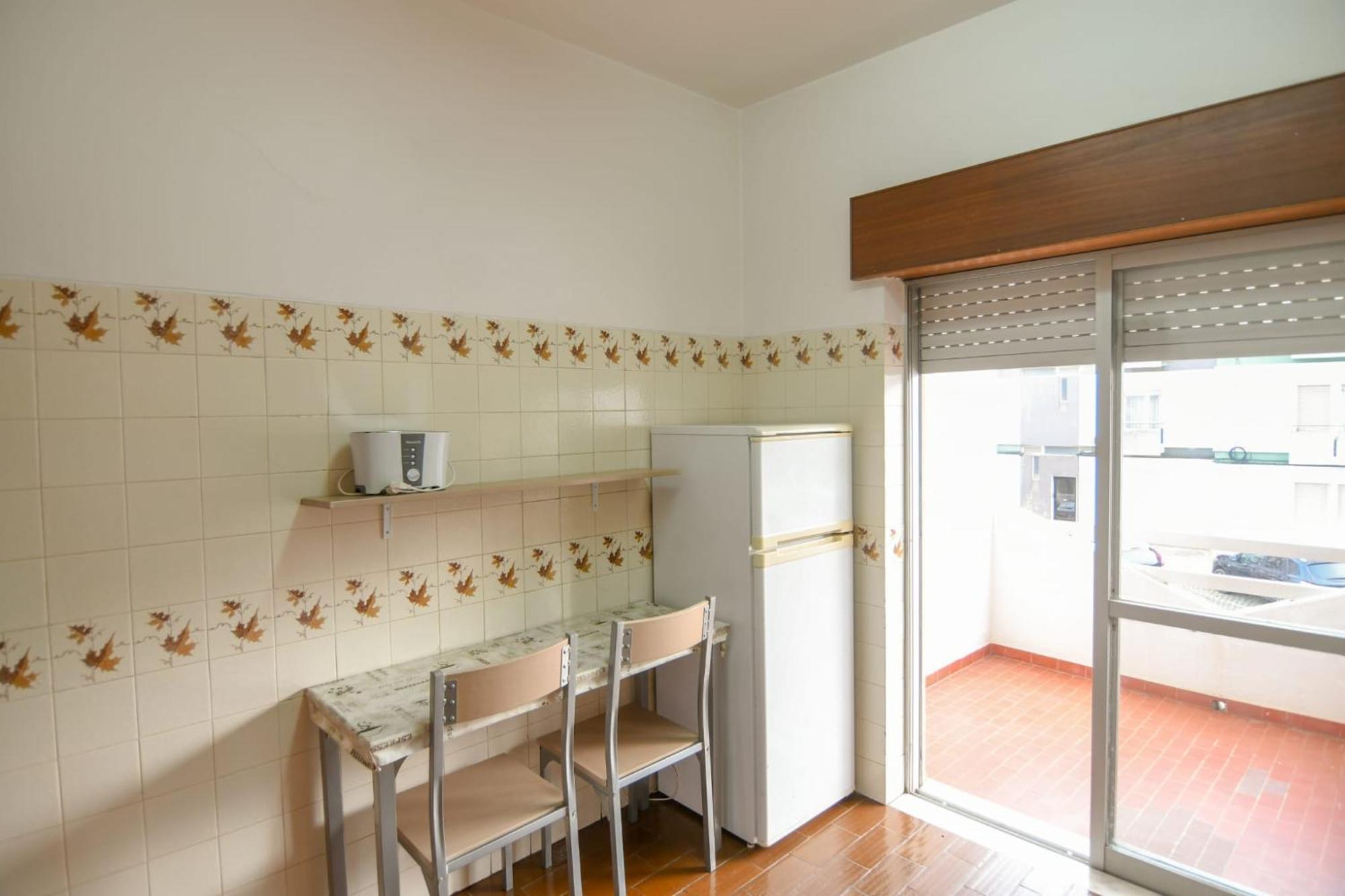 Eastview Apartment *